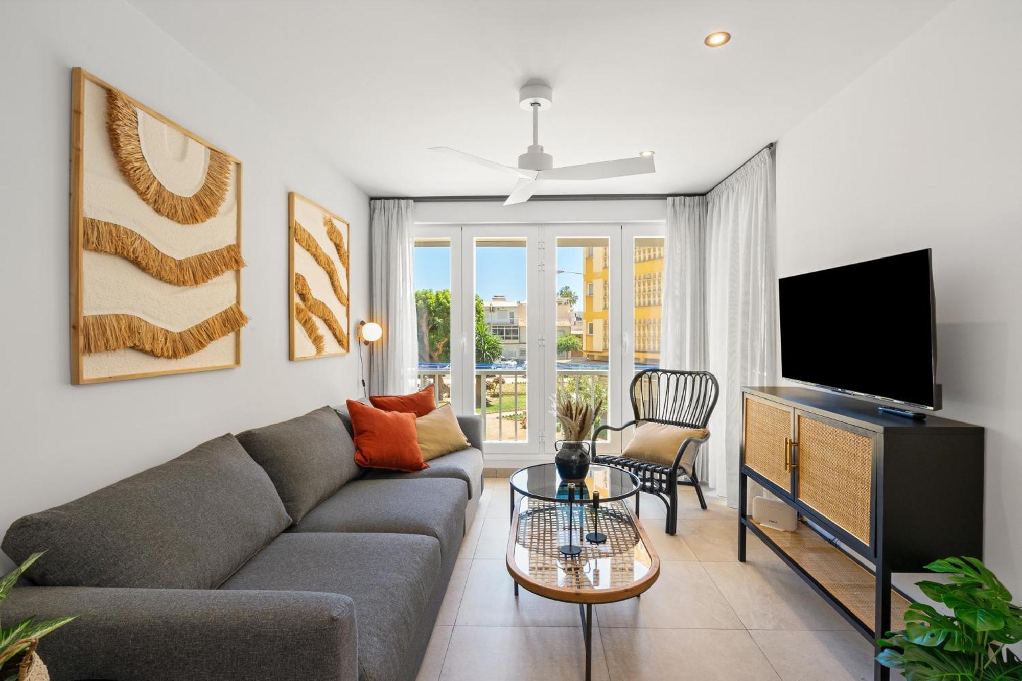 Apartament Nuevo Piso Centro Torre Del Mar Zewnętrze zdjęcie